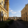 Kostel a fara
